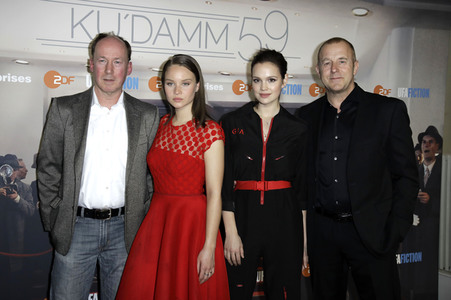 Serienpremiere 'Ku'damm 59' in Berlin