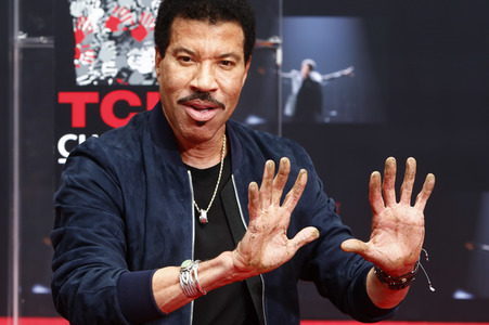 Hand and Footprint Ceremony mit Lionel Richie in Los Angeles