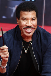 Hand and Footprint Ceremony mit Lionel Richie in Los Angeles