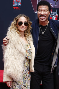 Hand and Footprint Ceremony mit Lionel Richie in Los Angeles