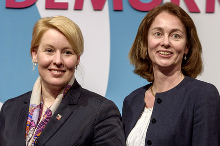 SPD-Frauensalon 'Starke Stimmen für Demokratie' in Berlin