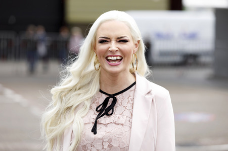 Daniela Katzenberger auf der Top Hair Messe in Düsseldorf