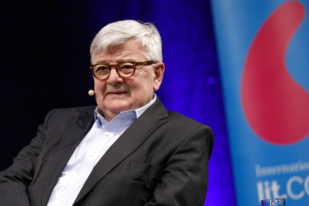 Joschka Fischer auf der lit.Cologne 2018 in Köln
