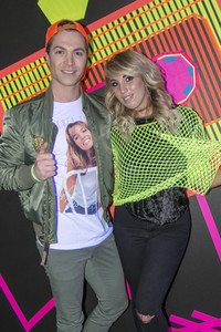 Let's Glow - 90er Jahre Neon Pop-Up Party in Berlin