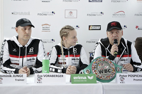 Pressekonferenz zum WBC-Titelkampft Eva Voraberger vs Nina Radovanovic in Wiener Neustadt