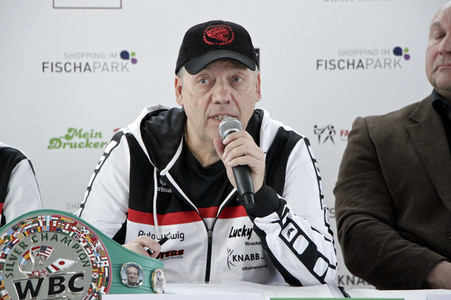 Pressekonferenz zum WBC-Titelkampft Eva Voraberger vs Nina Radovanovic in Wiener Neustadt