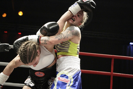 WBC WM-Boxkampf Eva Voraberger vs. Nina Radovanovic in Wiener Neustadt