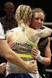WBC WM-Boxkampf Eva Voraberger vs. Nina Radovanovic in Wiener Neustadt