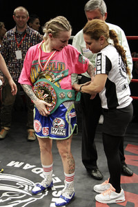 WBC WM-Boxkampf Eva Voraberger vs. Nina Radovanovic in Wiener Neustadt