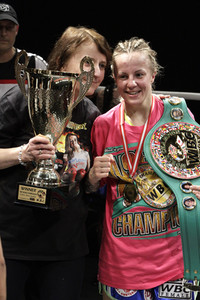WBC WM-Boxkampf Eva Voraberger vs. Nina Radovanovic in Wiener Neustadt