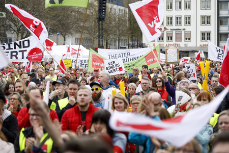Verdi-Warnstreik in Köln