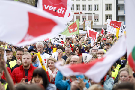 Verdi-Warnstreik in Köln