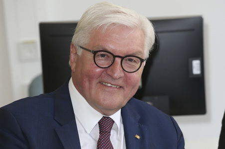 Frank-Walter Steinmeier besucht Berufsschulen in Hamburg