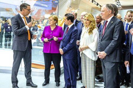 Eröffnungsrundgang der Kanzlerin auf der Hannover Messe 2018