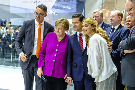 Eröffnungsrundgang der Kanzlerin auf der Hannover Messe 2018