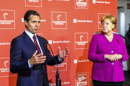 Eröffnungsrundgang der Kanzlerin auf der Hannover Messe 2018
