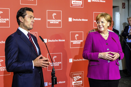 Eröffnungsrundgang der Kanzlerin auf der Hannover Messe 2018