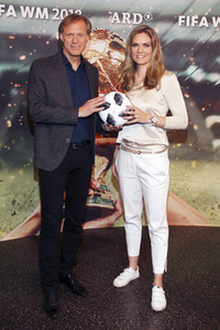 ZDF und ARD-Fußball-WM-Pressekonferenz in Hamburg