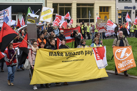 Amazon Mitarbeiter Demonstration in Berlin