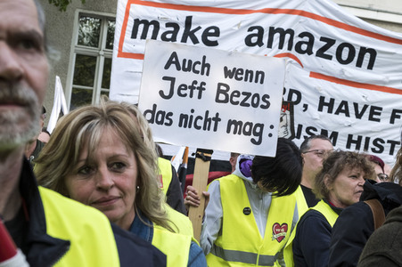 Amazon Mitarbeiter Demonstration in Berlin