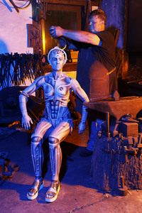 GEEK ART: Menschmaschine / Man-Machine Bodypainting