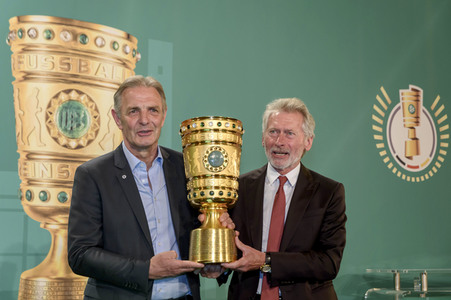 Cup Handover des DFB-Pokals in Berlin