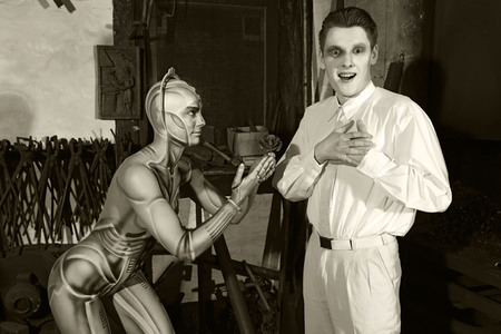 GEEK ART: Menschmaschine / Man-Machine Bodypainting