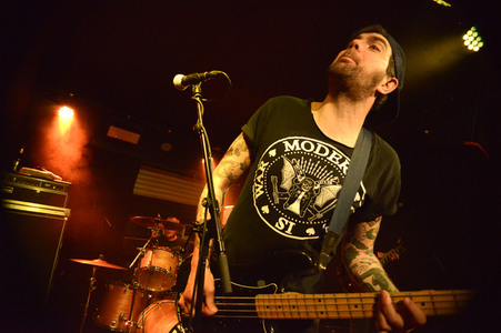 Konzert der Satanic Surfers in Hannover