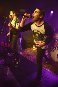 Konzert der Satanic Surfers in Hannover