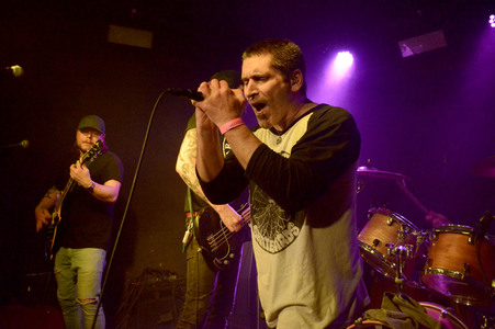 Konzert der Satanic Surfers in Hannover