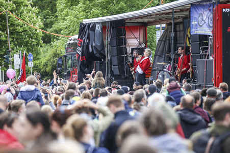 'Hand in Hand' Demonstration in Chemnitz