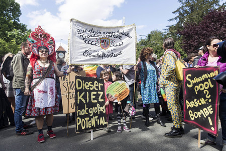 1. Mai Demo im Grunewald in Berlin