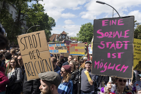 1. Mai Demo im Grunewald in Berlin