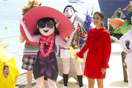 Photocall 'Hotel Transsilvanien 3 - Ein Monster Urlaub' in Cannes