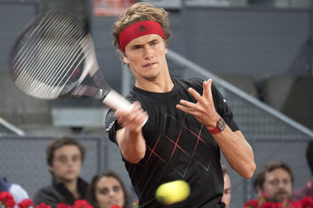 Tennis Match Evgeny Donskoy vs Alexander Zverev in Madrid
