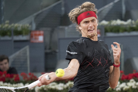 Tennis Match Evgeny Donskoy vs Alexander Zverev in Madrid