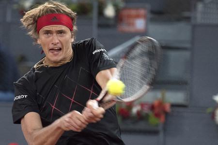 Tennis Match Evgeny Donskoy vs Alexander Zverev in Madrid