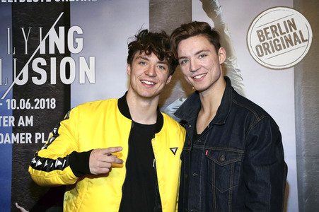 Premiere der Tanzshow 'Flying Illusion' in Berlin