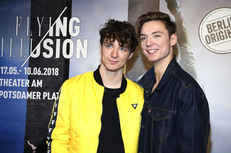 Premiere der Tanzshow 'Flying Illusion' in Berlin