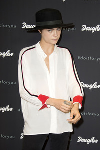 Photocall mit Cara Delevingne in Berlin
