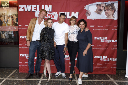 Filmpremiere 'Zwei im falschen Film' in Düsseldorf