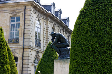 Sightseeing Paris