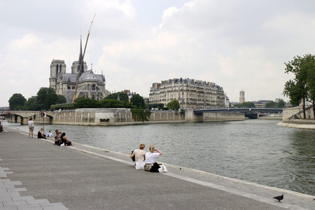 Sightseeing Paris