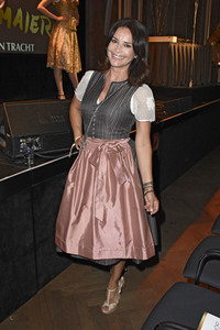 Jubiläumsgala '70 Jahre Faszination Tracht Angermaier' in München