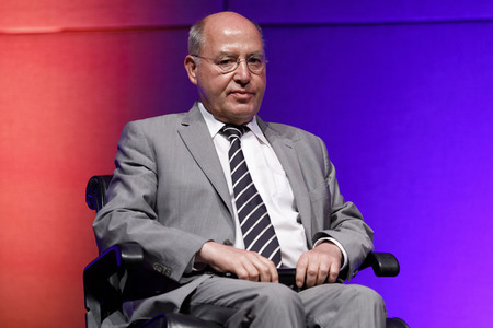 Gregor Gysi auf der 6. phil.cologne in Köln