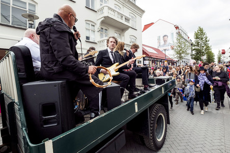 Feier zum isländischen Unabhängigkeitstag in Reykjavik