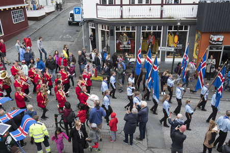 Feier zum isländischen Unabhängigkeitstag in Reykjavik