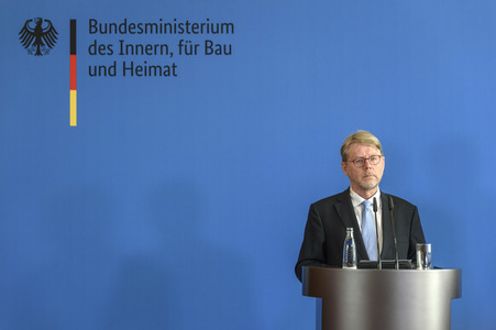 Pressekonferenz zur Neubesetzung der Leitung des BAMF in Berlin