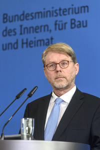Pressekonferenz zur Neubesetzung der Leitung des BAMF in Berlin