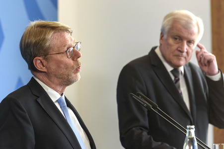 Pressekonferenz zur Neubesetzung der Leitung des BAMF in Berlin